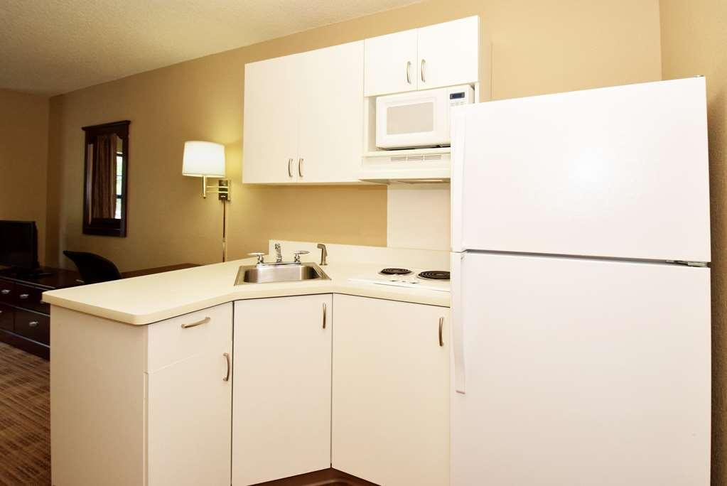 Extended Stay America Suites - Cleveland - Brooklyn Bilik gambar